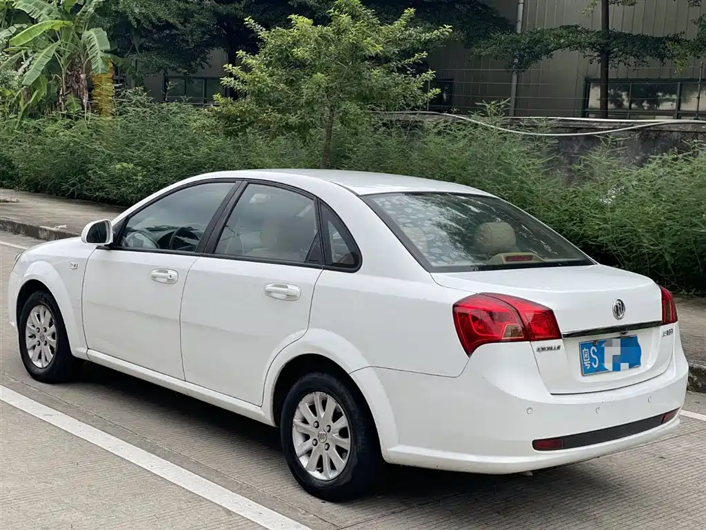 Buick Excelle 2013 1.5L Automatic Classic фото 4
