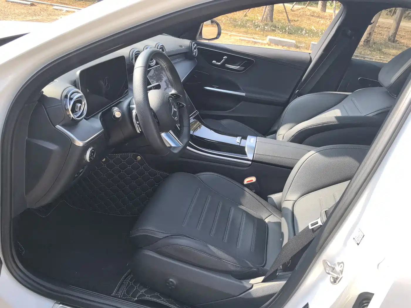 Mercedes-Benz C-Class 2023 Facelift C 260 L Sport Edition фото 11