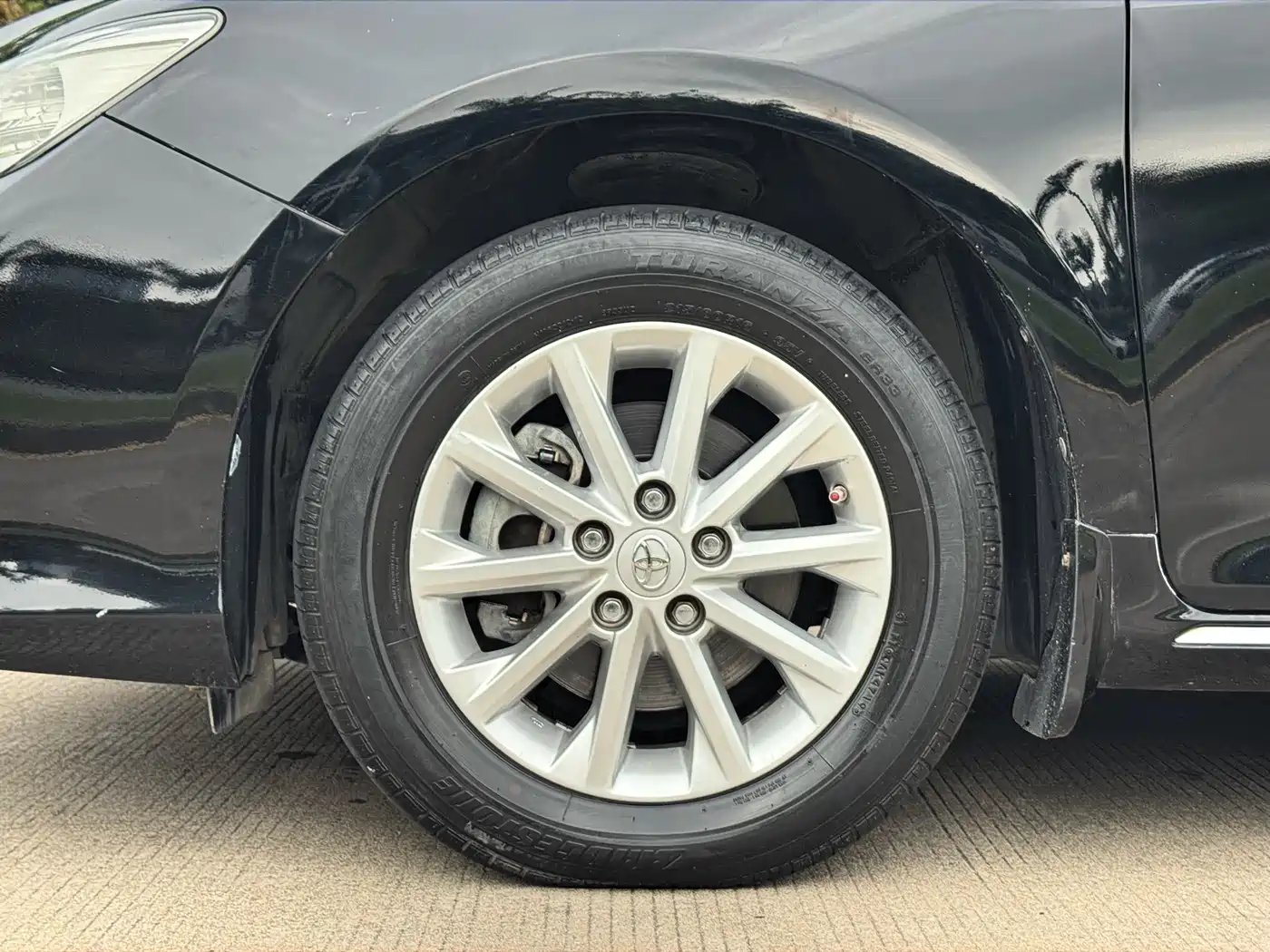Toyota Camry 2012 2.0G Luxury Navigation Edition фото 5