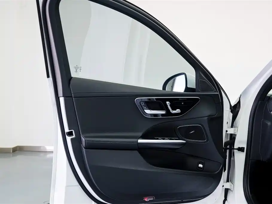 Mercedes-Benz C-Class 2023 C 260 L Sport фото 10