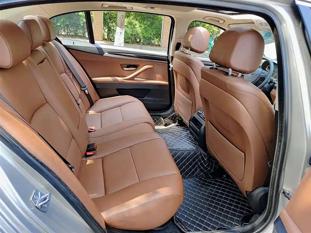 BMW 5 Series 2014 520Li Elegance фото 11