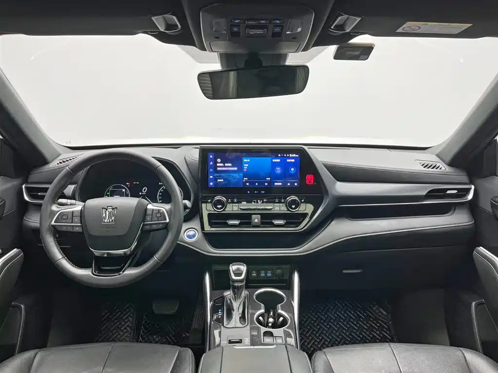 Toyota Crown Kluger 2022 2.5L HEV 4WD Premium Edition фото 25