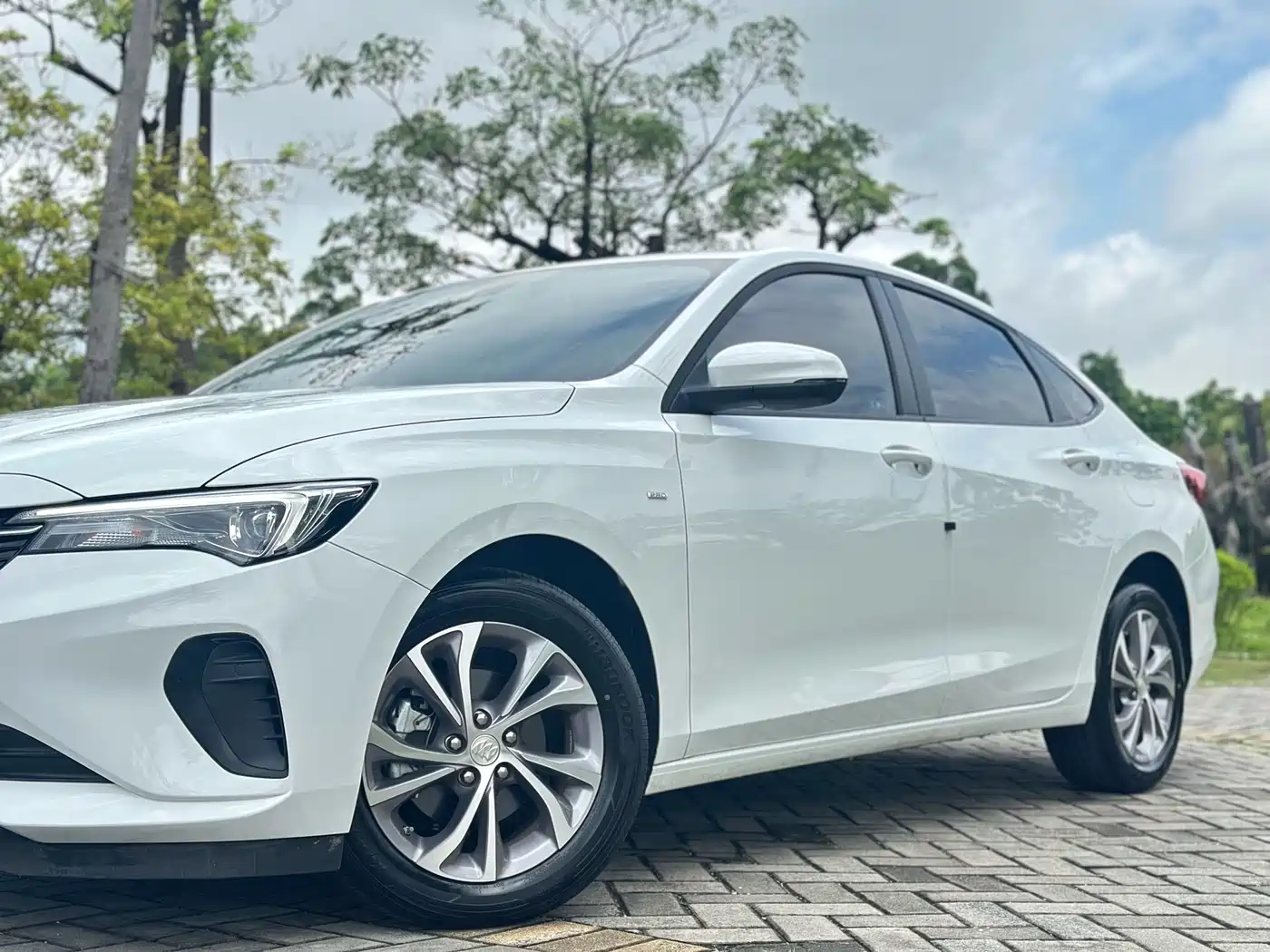 BUICK WEILANG