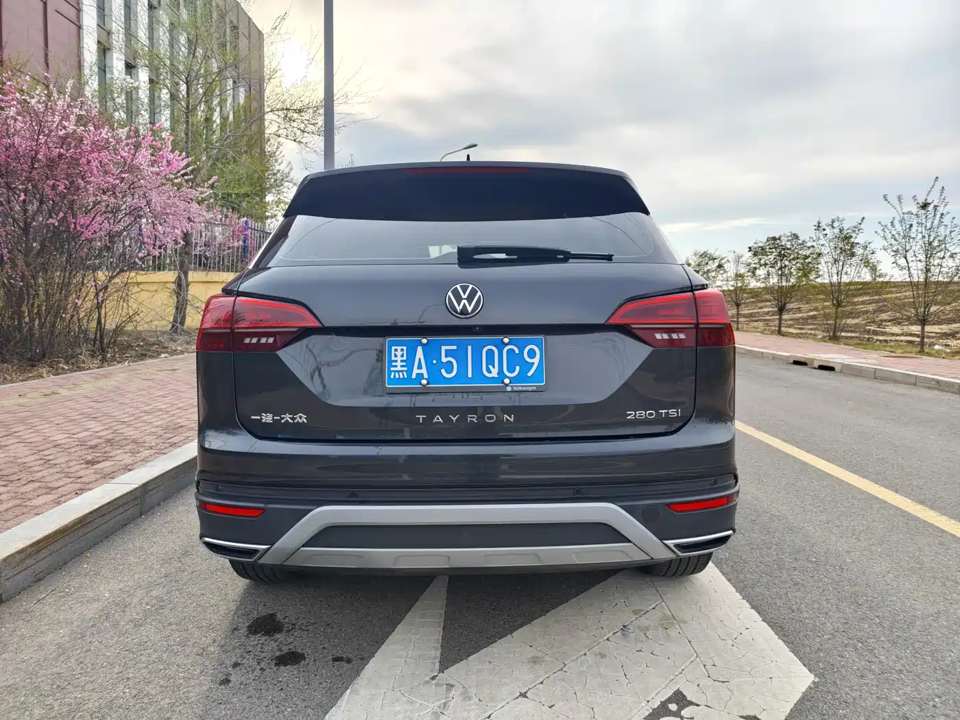 Volkswagen Tayron 2022 280TSI 2WD Luxury Smart Connect Edition фото 6