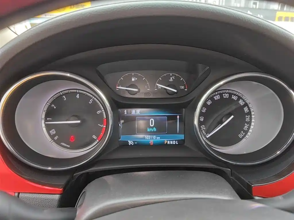 Buick Verano 2018 Sedan 20T Dual Clutch Leading фото 12