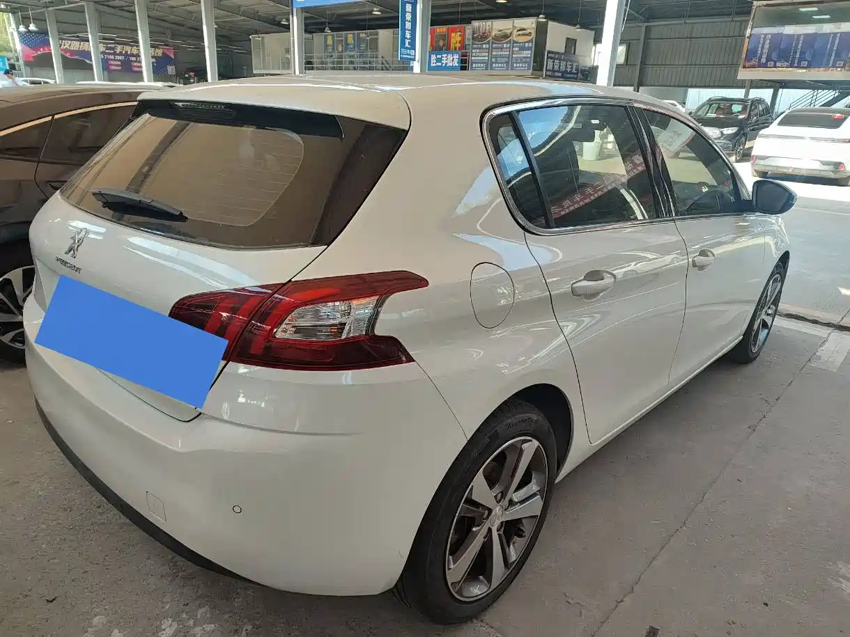Peugeot 308S 2015 1.6T Auto Dynamic Edition фото 15