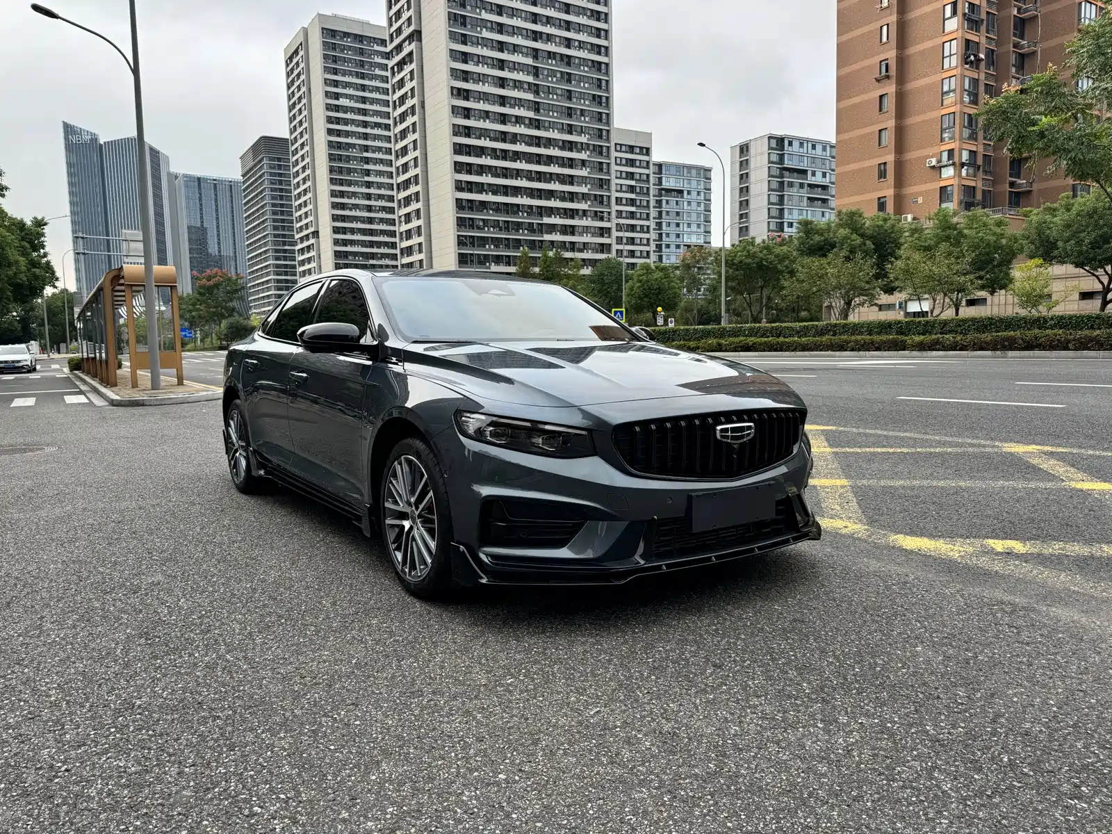 Фото 3 - Geely Preface