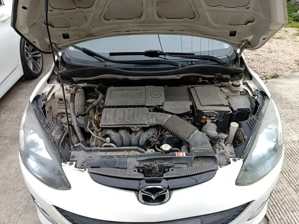 Mazda 2 2014 2012 Hatchback Dynamic 1.5L Automatic Value Edition