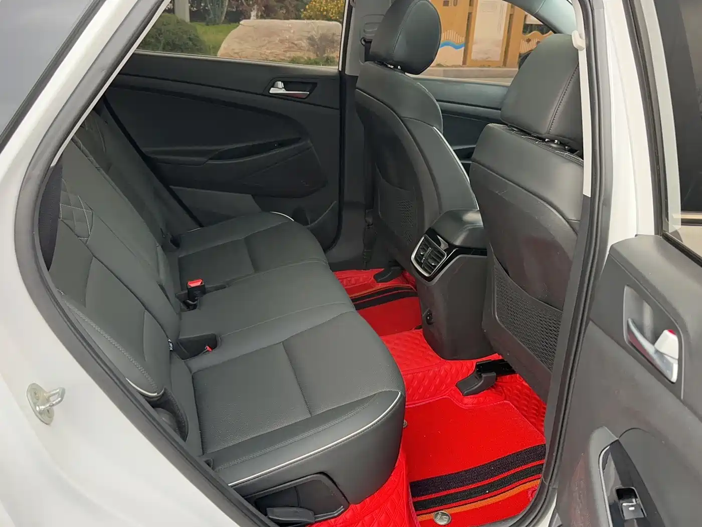 Hyundai Tucson 2019 280TGDi Dual-clutch 2WD Fashion Edition China VI фото 18