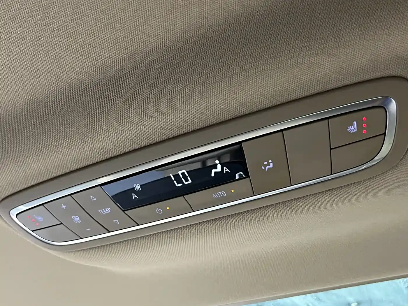 Buick GL8 2021 ES Landlord 653T Premium фото 21