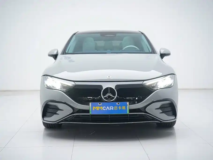 Фото 9 - Mercedes-Benz EQE