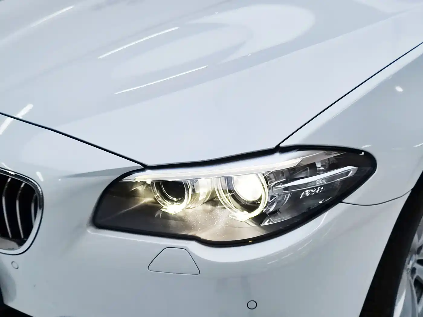 BMW 5 Series 2014 520Li Elegance фото 8