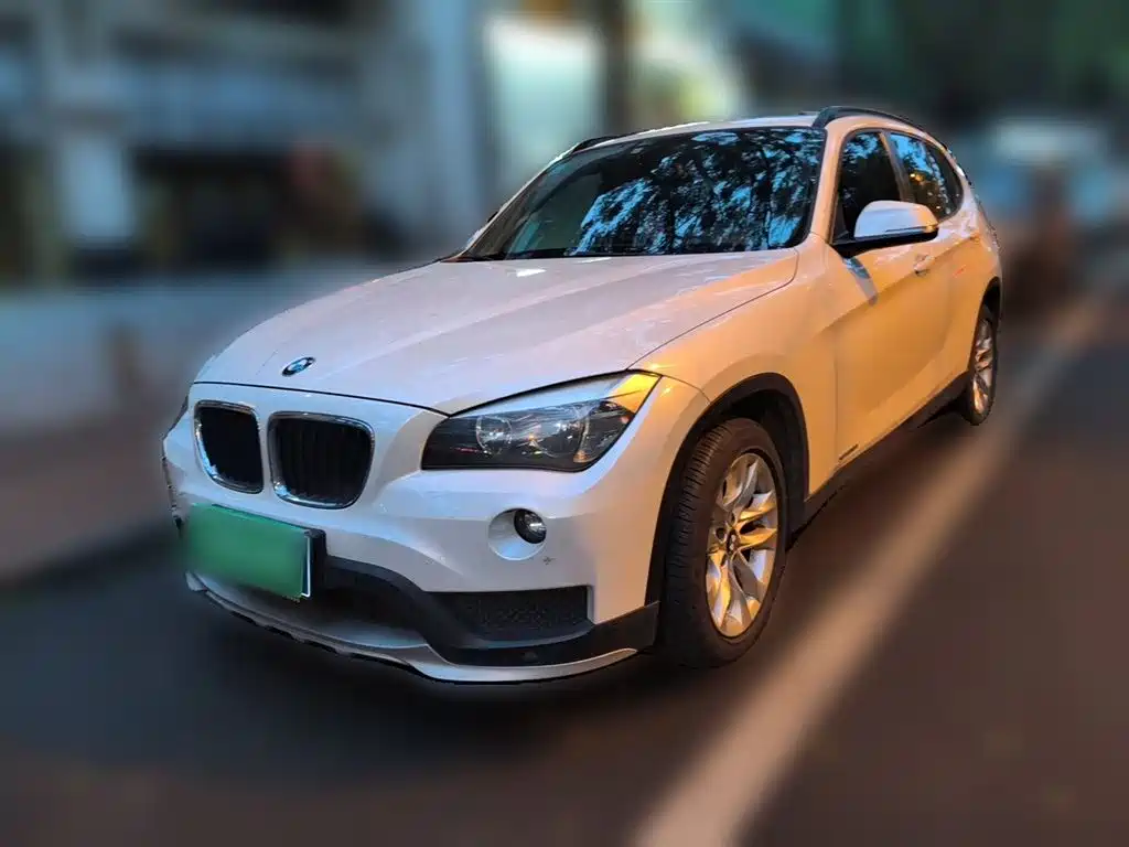 BMW X1 2015 Model sDrive18i Fashion Advanced Edition фото 2