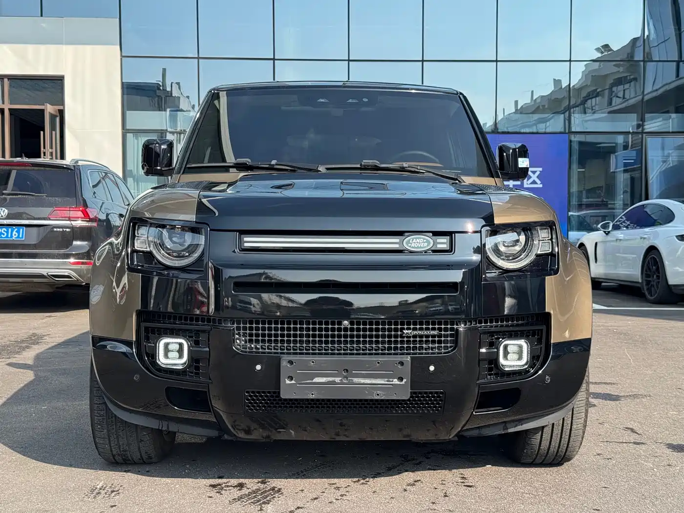 Фото 2 - Land Rover Defender