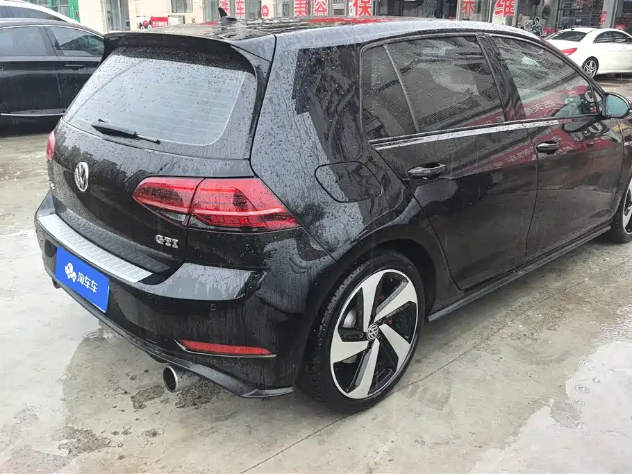 Volkswagen Golf GTI 2018 2.0TSI GTI фото 3