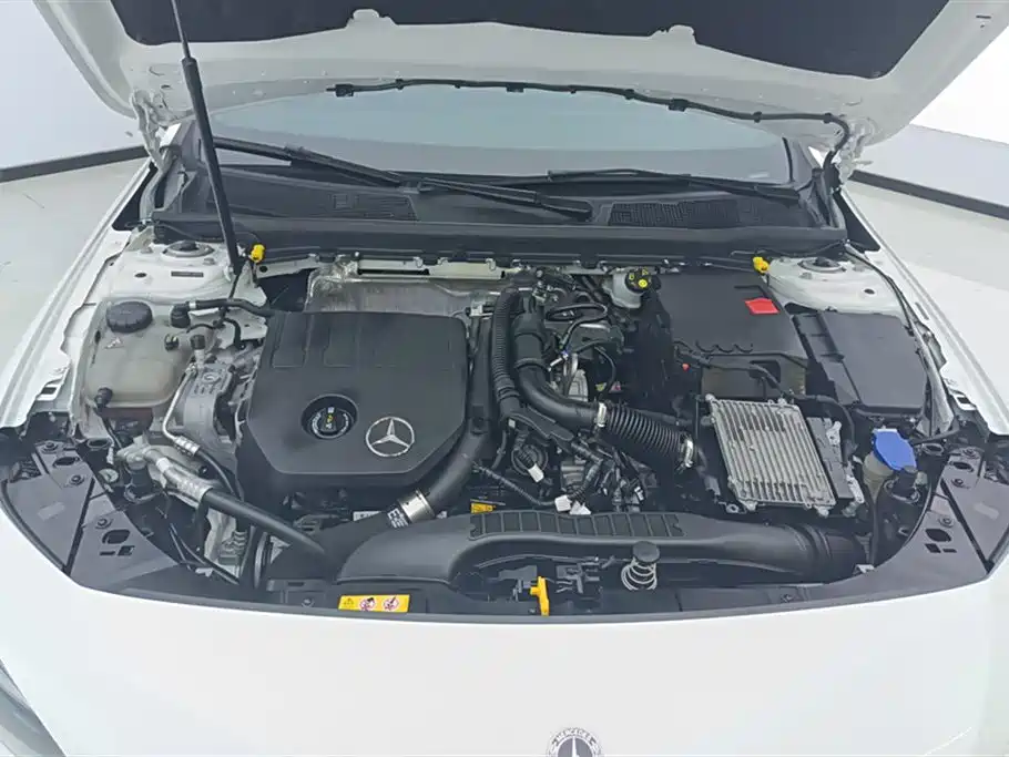 Фото 10 - Mercedes-Benz A-Class
