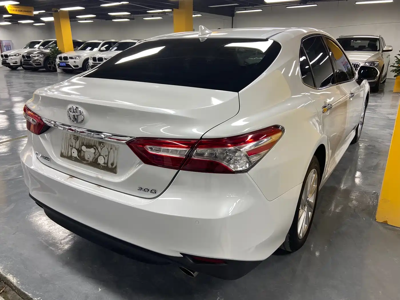 Toyota Camry 2021 2.0G Luxury Edition фото 13