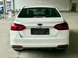 Фото 9 - Geely Emgrand