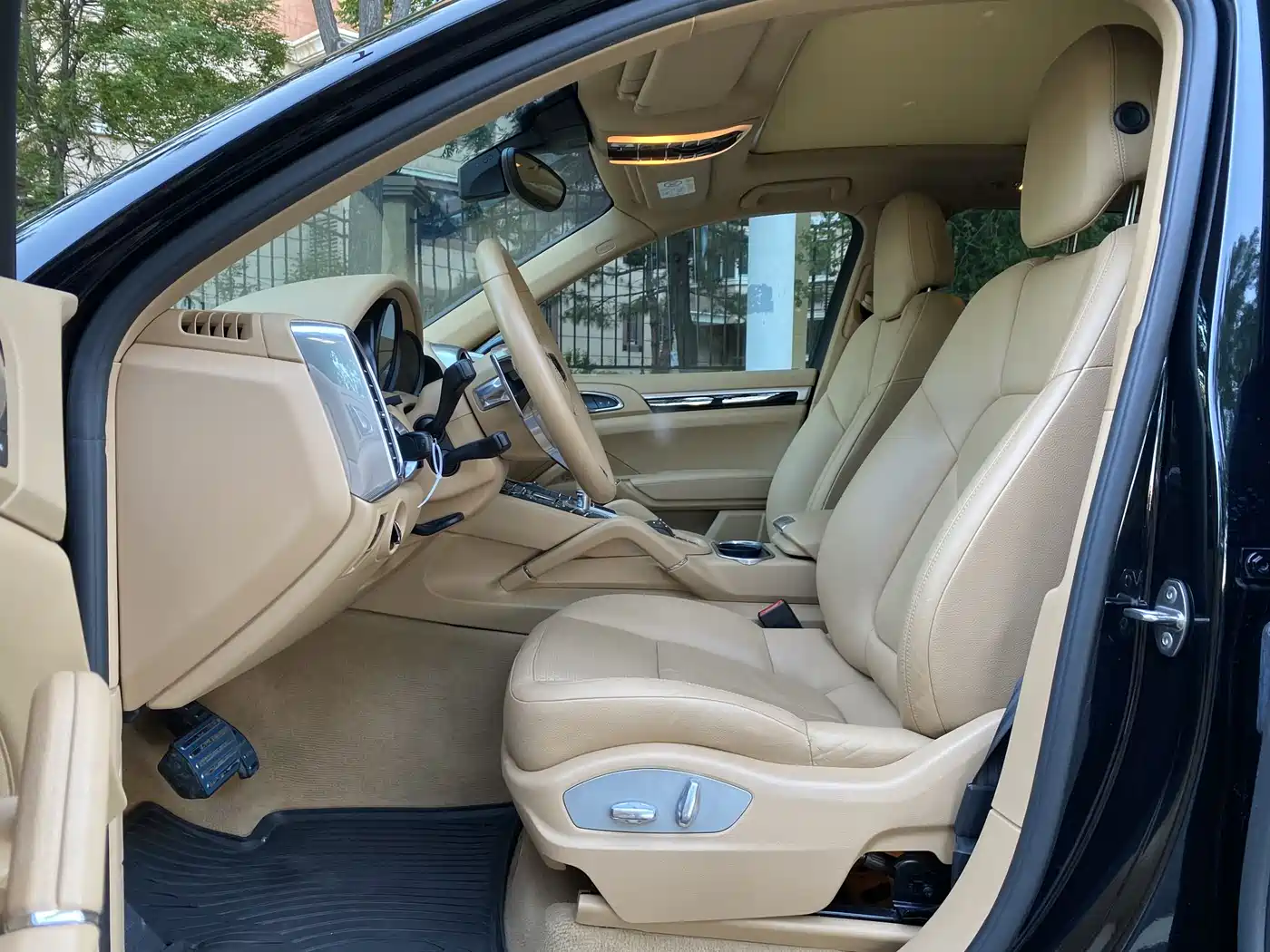 Porsche Cayenne New Energy 2015 Cayenne S E-Hybrid 3.0T фото 11