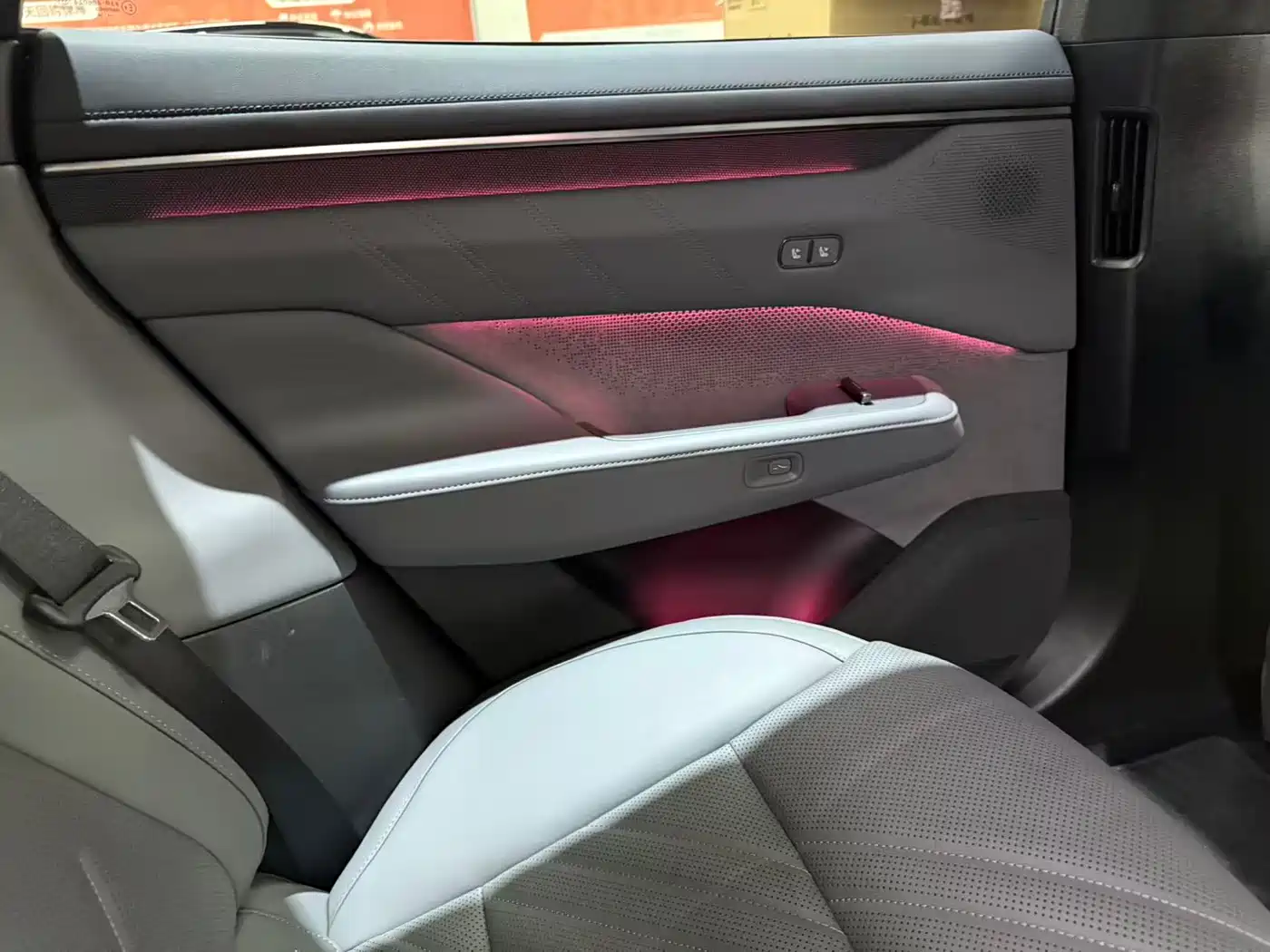 ZEEKR EXTREME KRYPTON 001