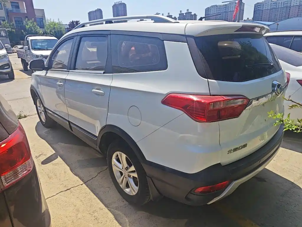 BAIC Huansu S3 2017 2016 S3L 1.5L Manual Premium