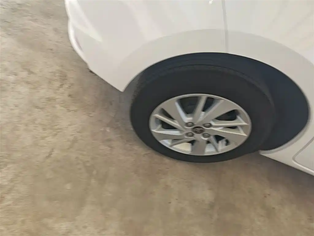 Toyota YARiS L Zhi Xuan 2016 Facelift 1.5G CVT Dynamic Edition фото 26
