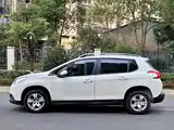 Photo 2 - Peugeot 2008