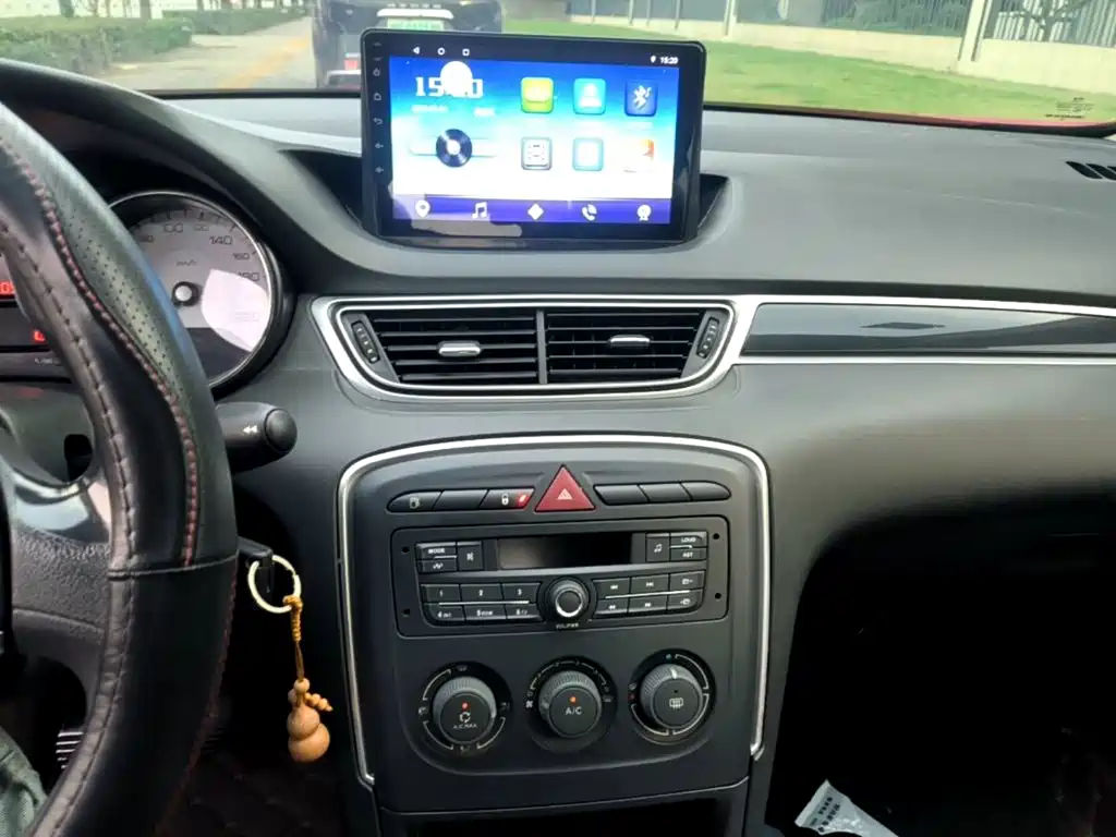 صورة 13 - Peugeot 308