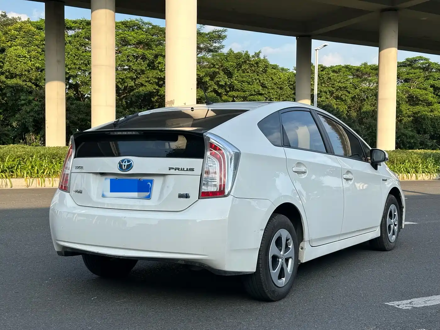 Toyota Prius 2015 2012 1.8L Luxury Advanced Edition