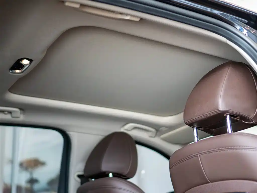 BMW 3 Series 2024 325Li M Sport Shadowline Package фото 18