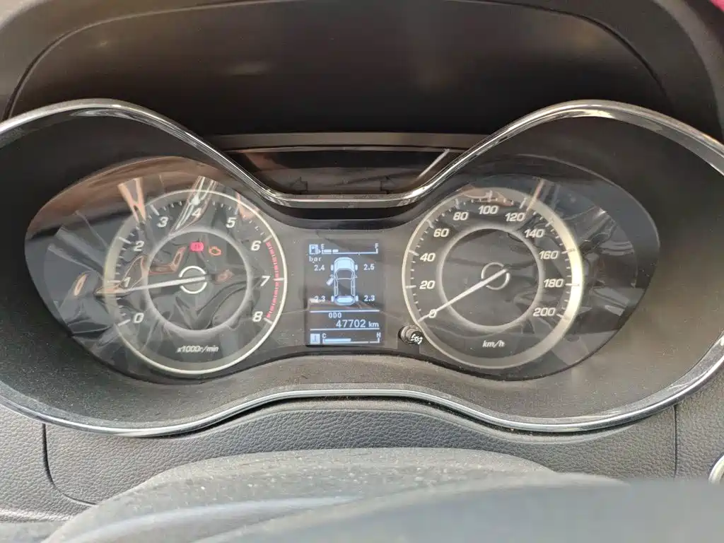 Baojun 560 2016 2015 1.8L Manual Luxury