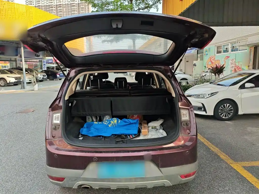 Baojun 560 2016 2015 1.8L Manual Luxury