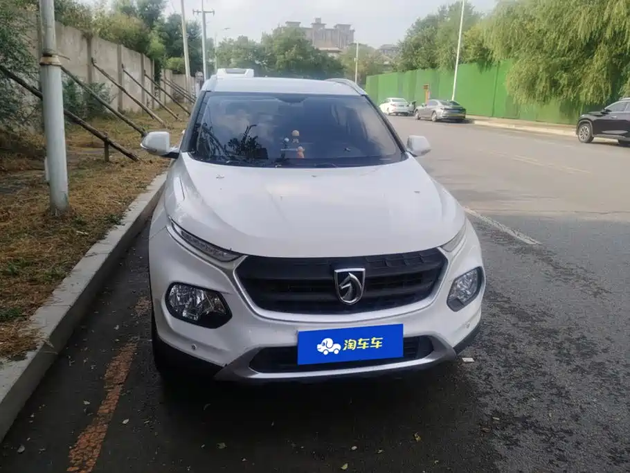 Baojun 510 2021 2021 1.5L Manual Dynamic Edition