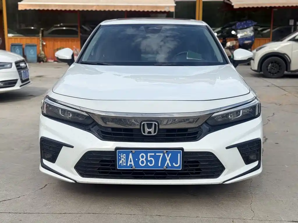 Фото 2 - Honda Civic