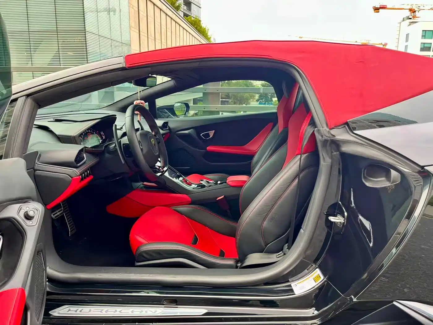 LAMBORGHINI HURACÁN