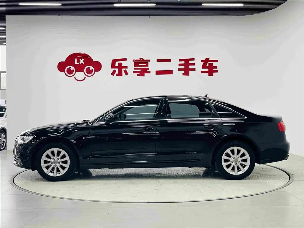 Фото 8 - Audi A6L