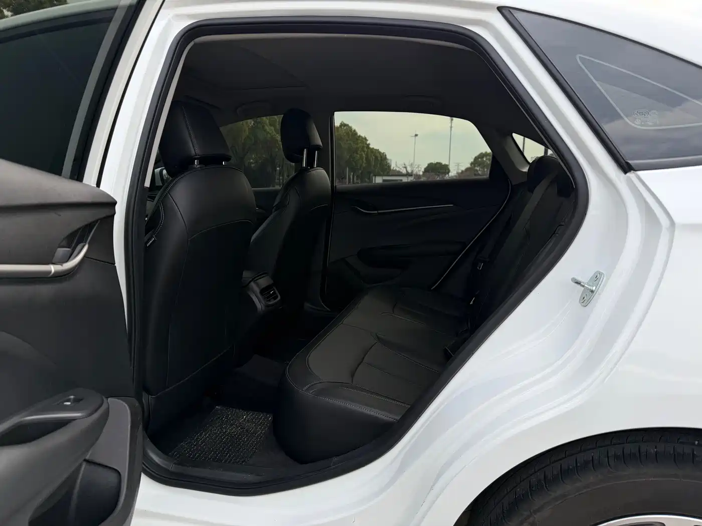 Buick Excelle 2019 18T Auto Connected Elite China VI фото 9