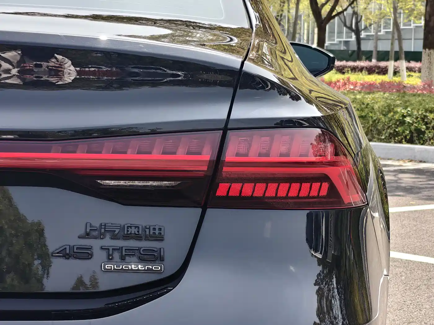 Audi A7L 2022 45 TFSI quattro S-line Vision Gloss Black Package фото 5