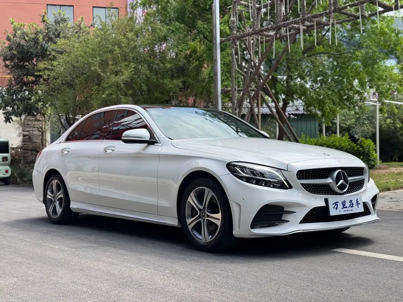 Mercedes-Benz C-Class 2019 Facelift C 260 L Sport фото 3