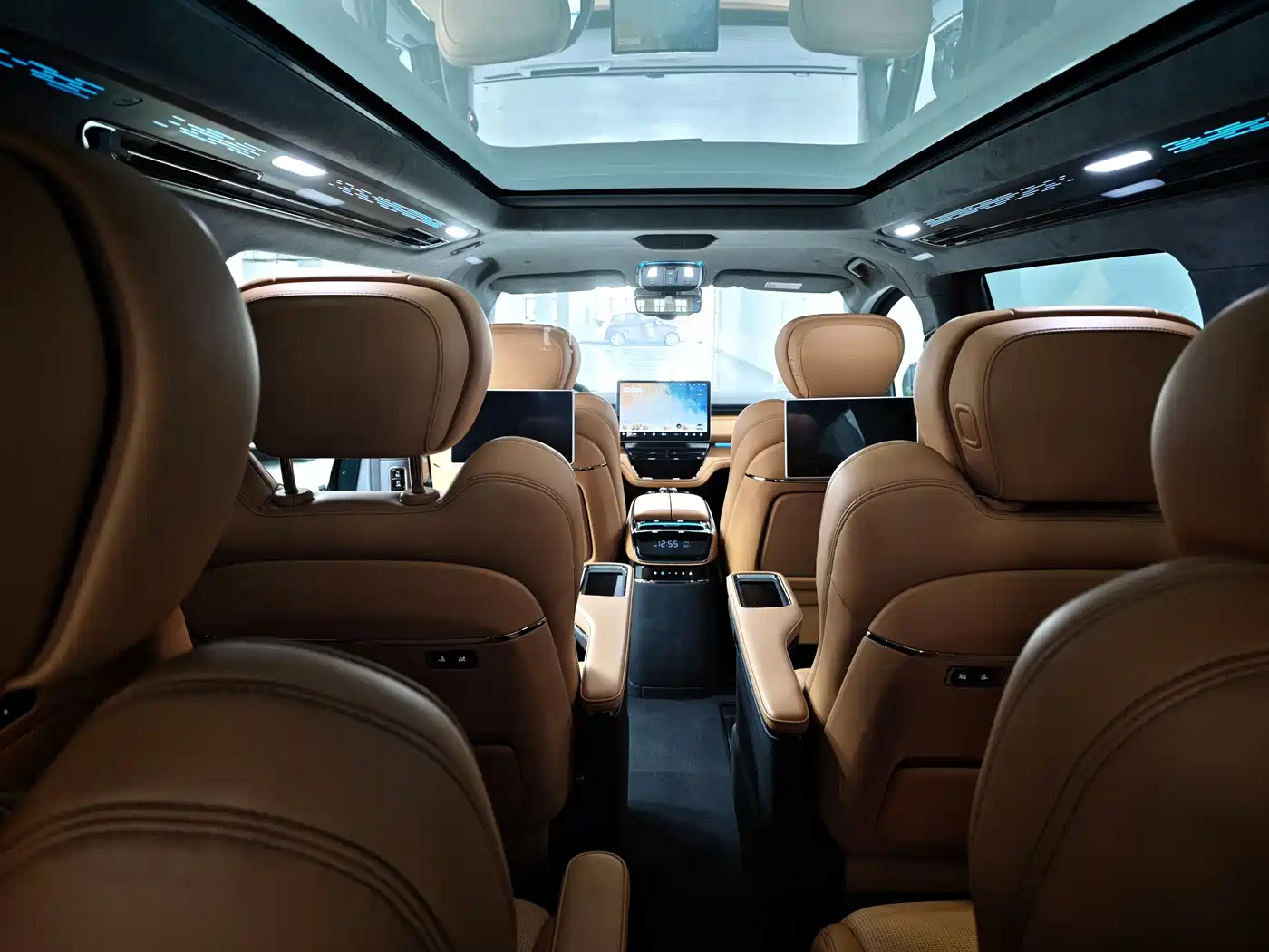 GEELY GALAXY WING TRUE L380