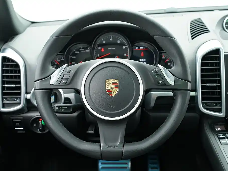 Porsche Cayenne 2011 Cayenne 3.0T фото 20