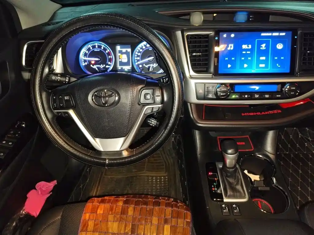 Toyota Highlander 2018 2.0T 4WD Premium 7-seater (China V) фото 3