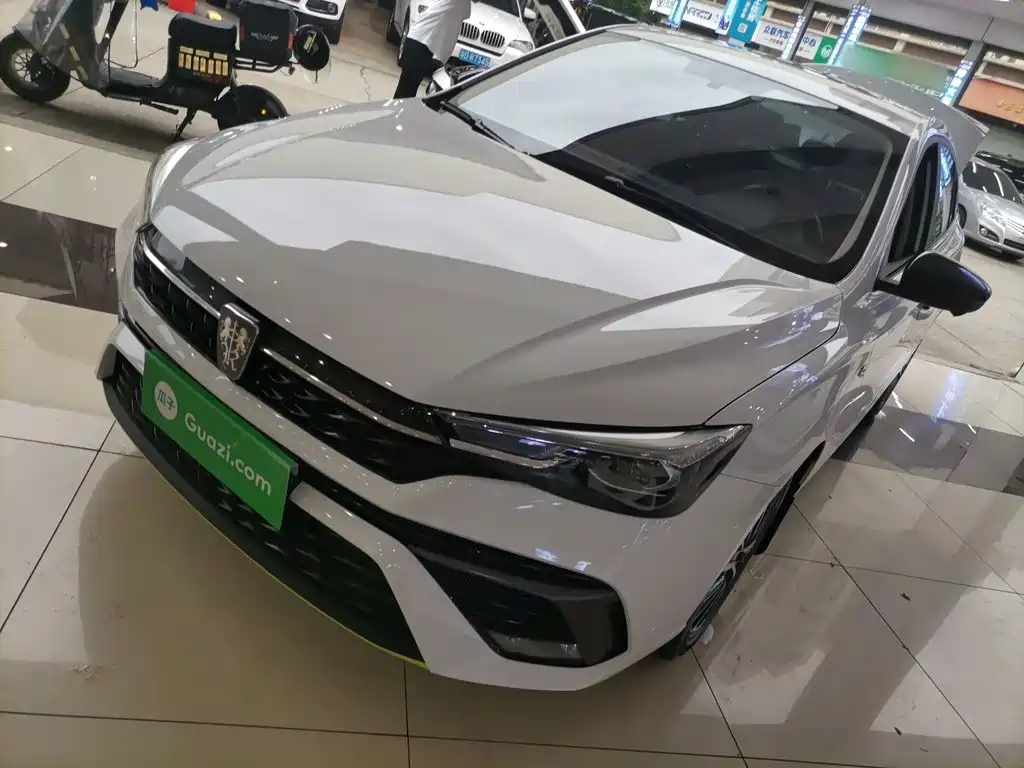 Roewe i5 2021 Facelift 1.5L CVT Diamond Edition