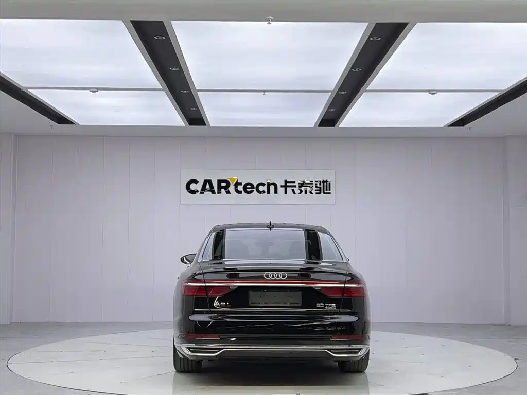 Audi A8 2019 Facelift Plus A8L 50 TFSI quattro Comfort фото 4