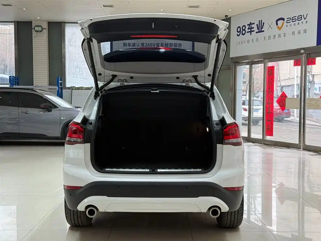 BMW X1 2022 sDrive20Li Fashion фото 22