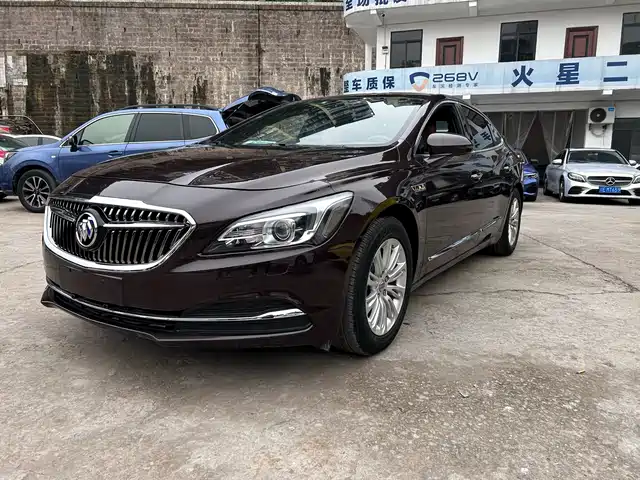 BUICK LACROSSE
