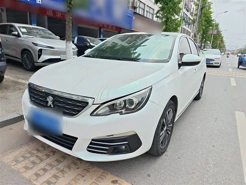 Peugeot 308 2019 1.6L Automatic Luxury Version China V фото 2