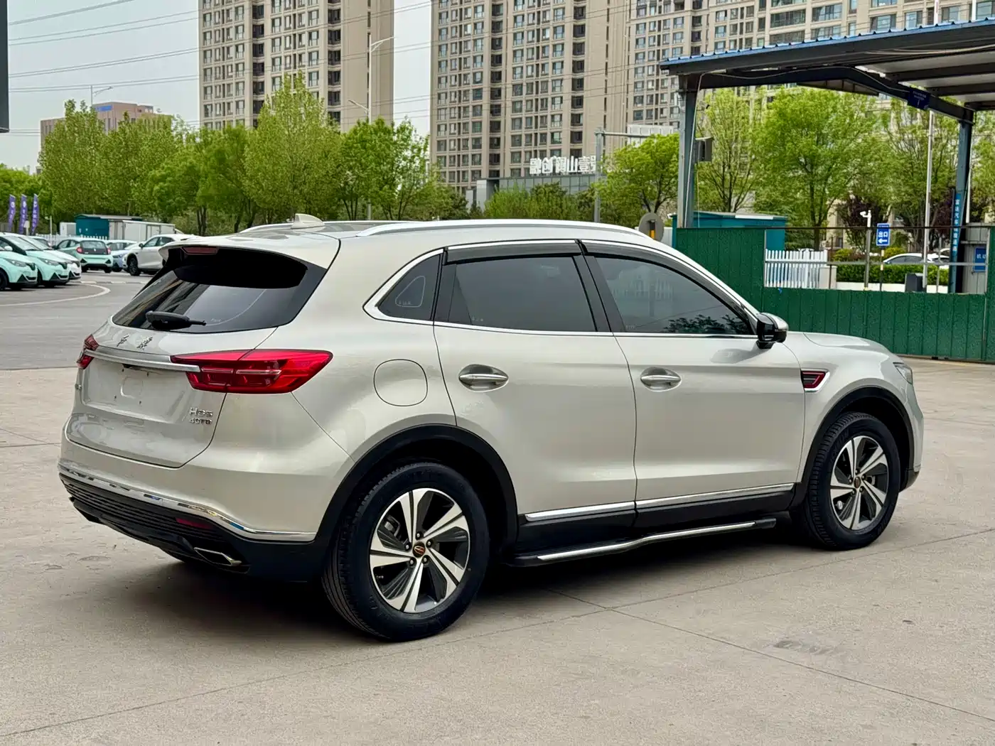 Hongqi HS5 2019 2.0T Smart Connect Enjoy Edition фото 6