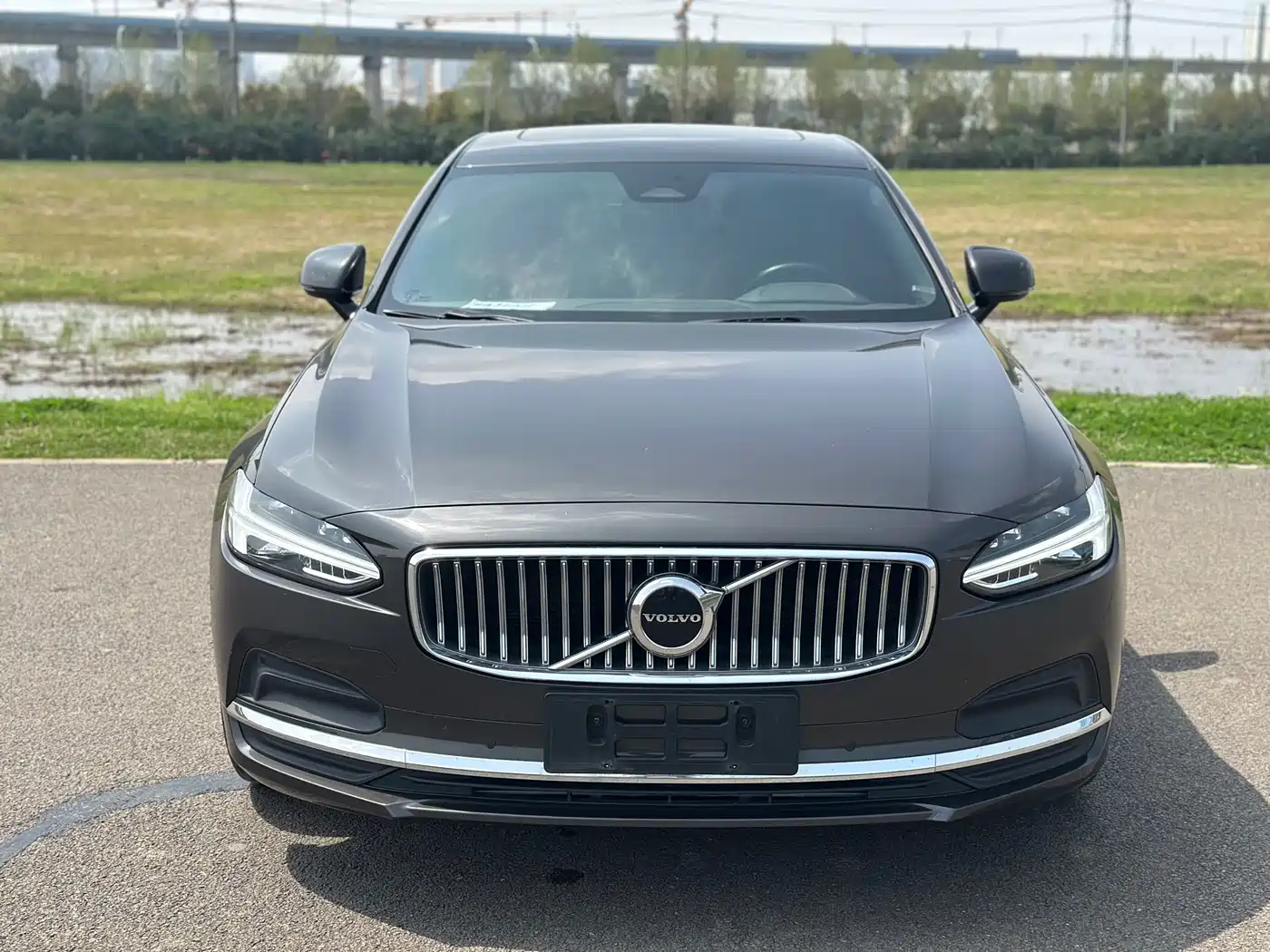 Фото 3 - Volvo S90