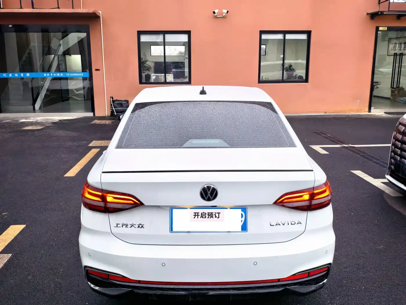 Volkswagen Lavida 2024 Model 300TSI DSG Starlight Leading Edition фото 9